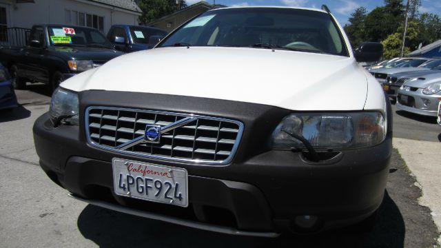 Volvo V70 XC 2001 photo 10