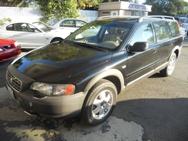Volvo V70 XC 2002 photo 1