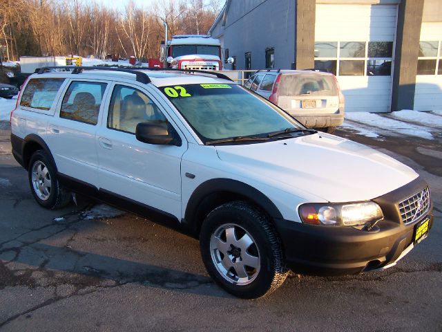 Volvo V70 XC 2002 photo 4