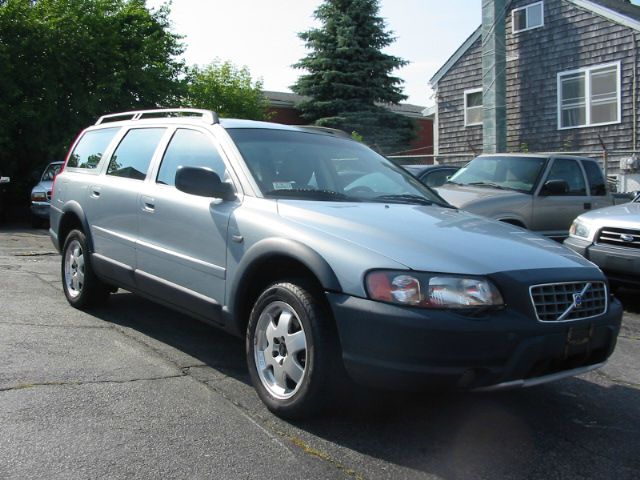 Volvo V70 XC 2002 photo 4