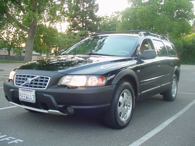 Volvo V70 XC 2002 photo 8