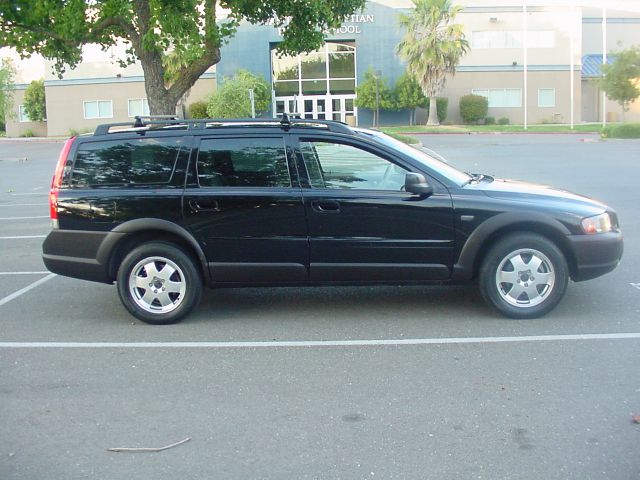 Volvo V70 XC 2002 photo 9