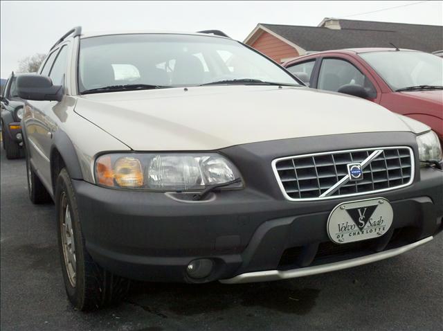 Volvo V70 XC Base Sport Utility