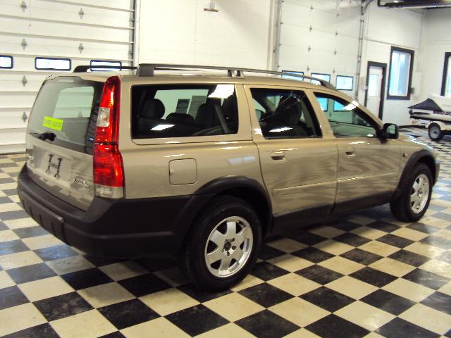 Volvo V70 XC 2002 photo 3