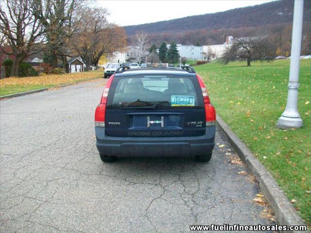 Volvo V70 XC 2002 photo 4