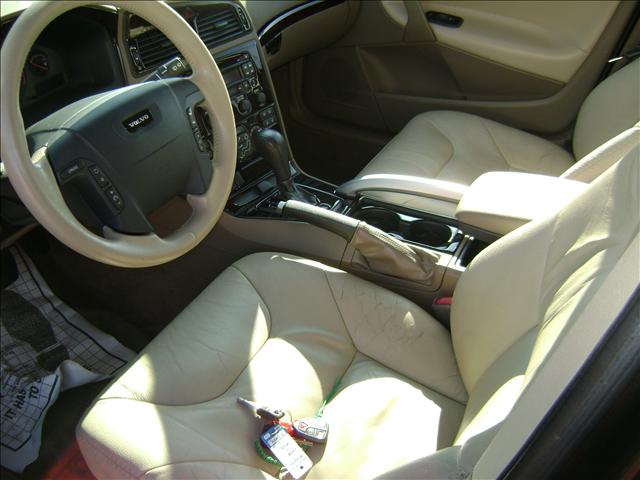 Volvo V70 XC 2002 photo 4