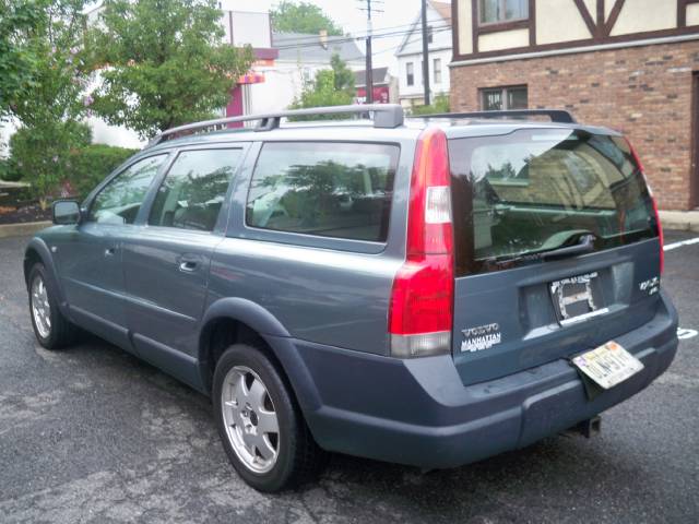 Volvo V70 XC 2002 photo 3