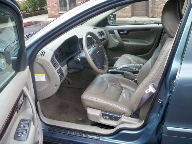 Volvo V70 XC 2002 photo 4