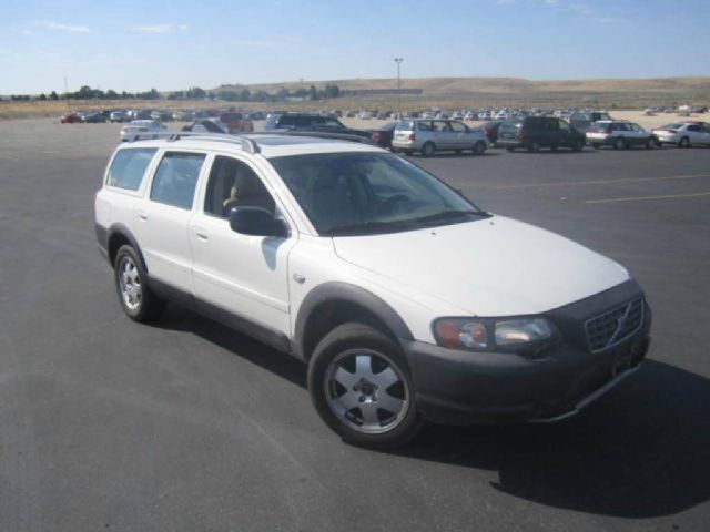Volvo V70 XC 2002 photo 1