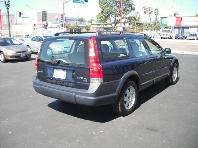 Volvo V70 XC 2002 photo 3