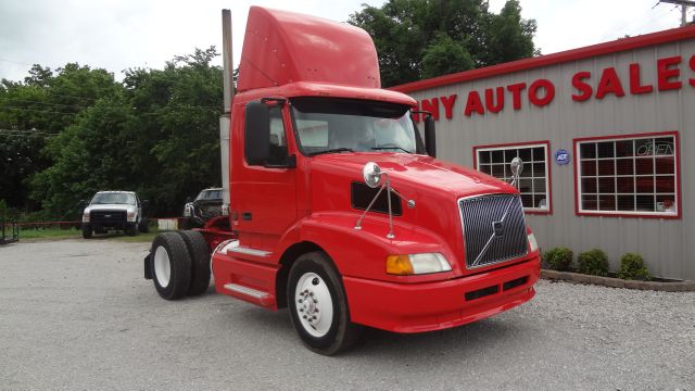 Volvo VVN 2000 photo 19