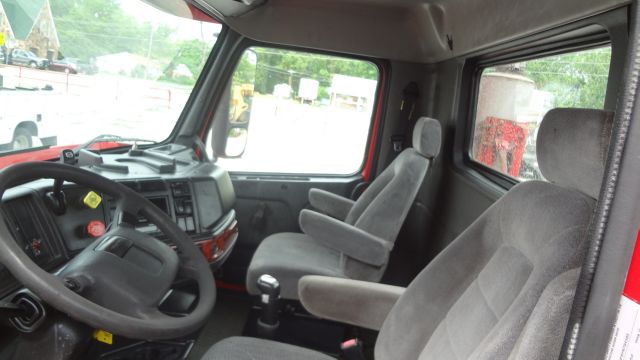 Volvo VVN 2000 photo 22