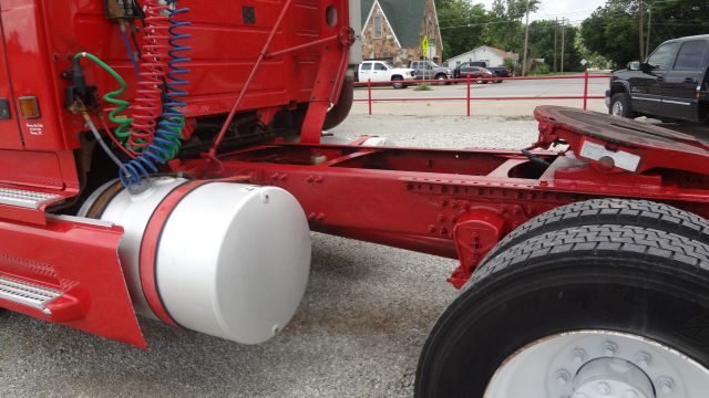 Volvo VVN 2000 photo 36