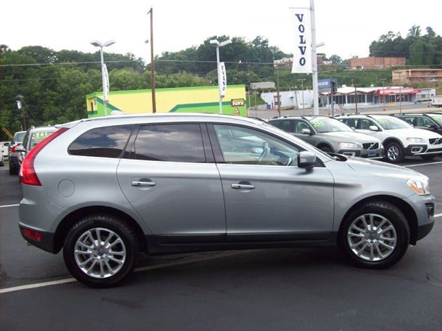 Volvo XC60 2010 photo 4