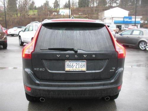 Volvo XC60 2010 photo 3
