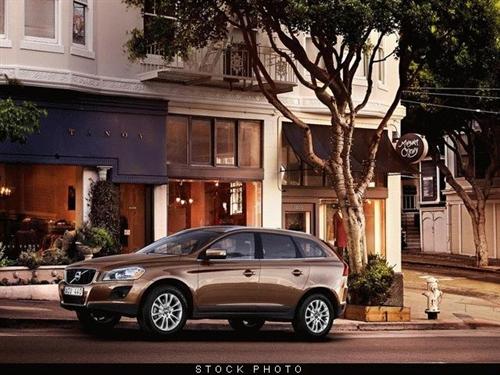 Volvo XC60 2010 photo 2