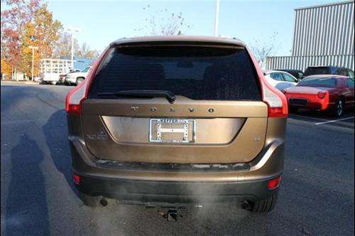 Volvo XC60 2010 photo 2
