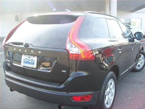 Volvo XC60 2010 photo 3