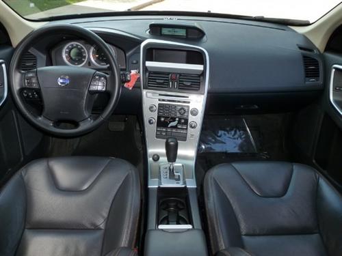 Volvo XC60 2010 photo 1