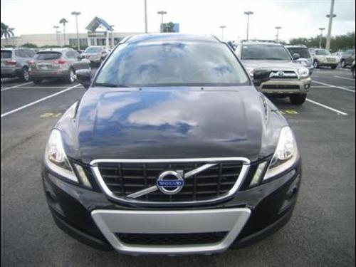Volvo XC60 2010 photo 1
