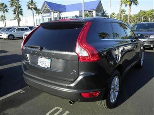 Volvo XC60 2010 photo 4