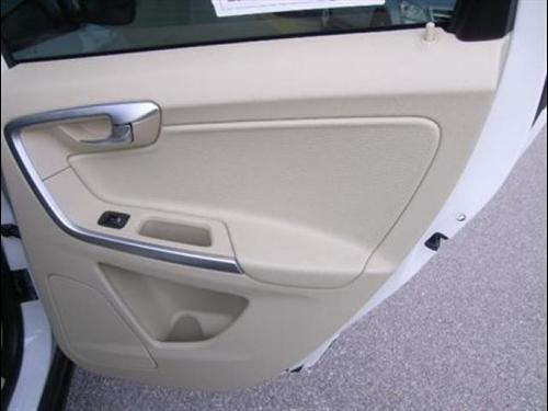 Volvo XC60 2010 photo 5