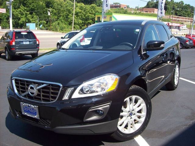 Volvo XC60 LE 4x4 SUV Unspecified