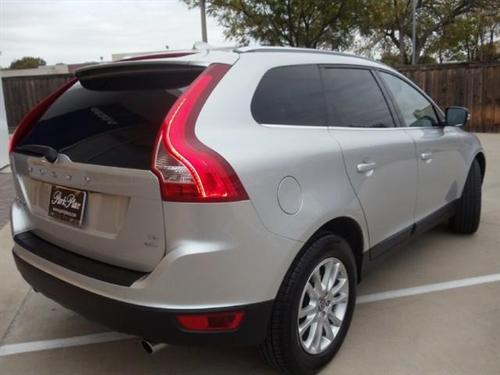 Volvo XC60 2010 photo 2