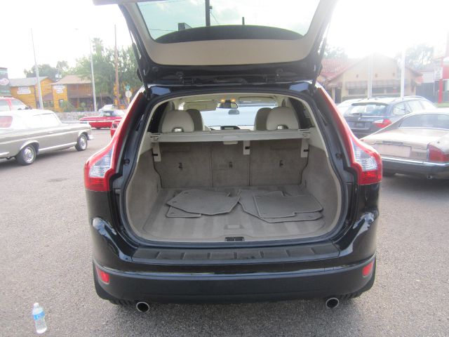 Volvo XC60 2010 photo 3