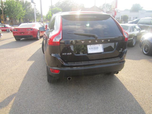 Volvo XC60 2010 photo 4