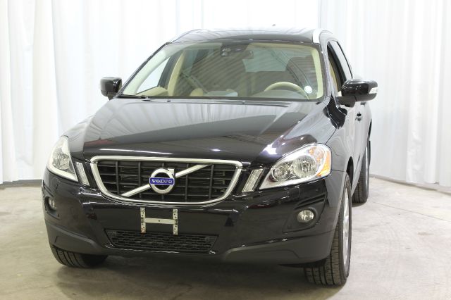 Volvo XC60 2010 photo 3