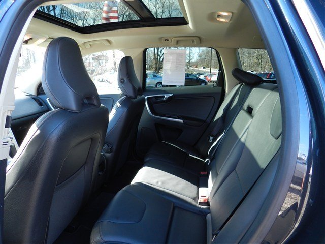 Volvo XC60 2010 photo 3