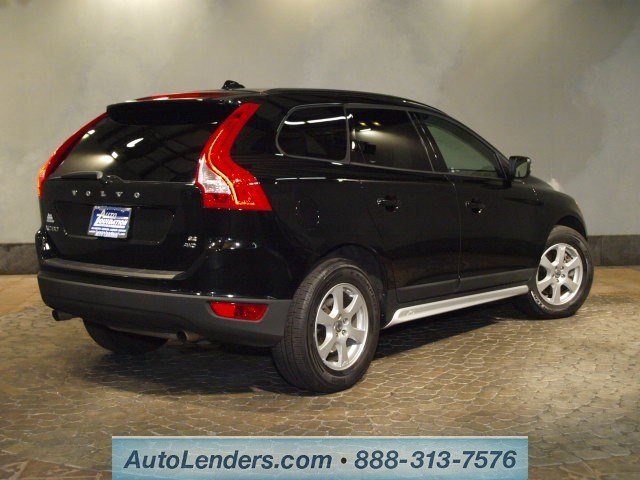 Volvo XC60 2010 photo 2