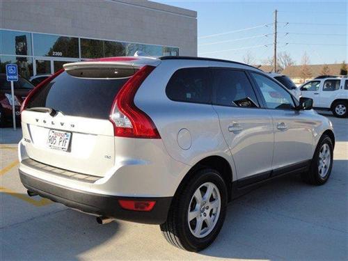 Volvo XC60 2010 photo 4