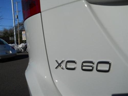 Volvo XC60 2011 photo 2