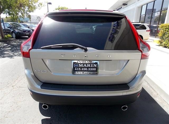 Volvo XC60 2013 photo 3