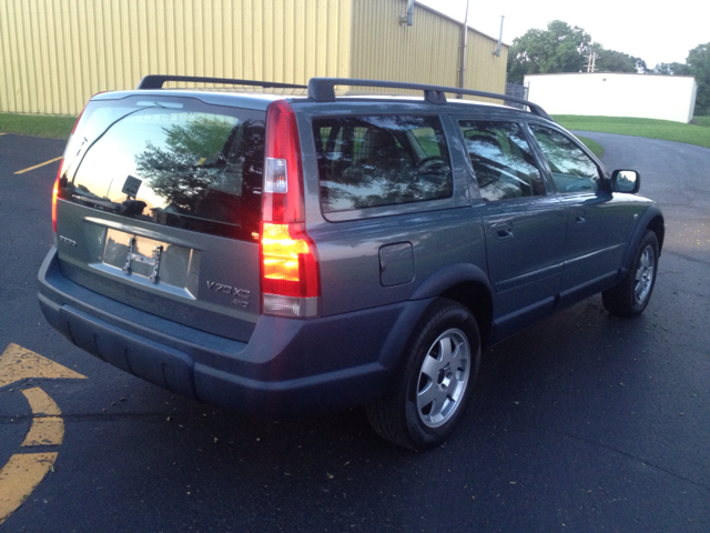 Volvo XC70 2001 photo 2