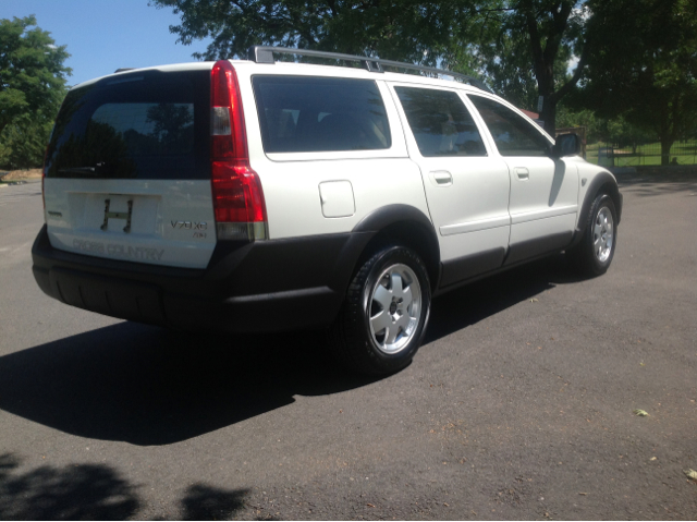 Volvo XC70 2002 photo 1