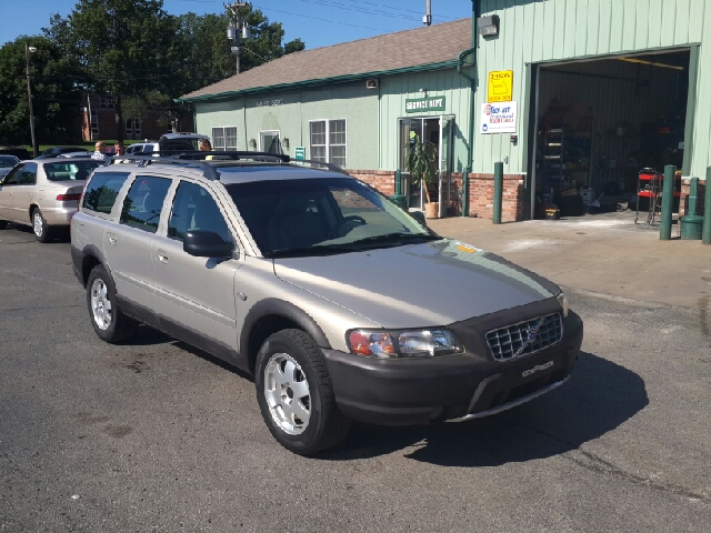 Volvo XC70 2002 photo 2