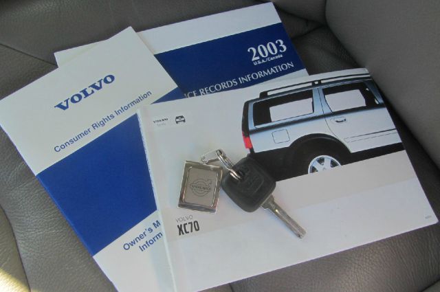 Volvo XC70 2003 photo 16