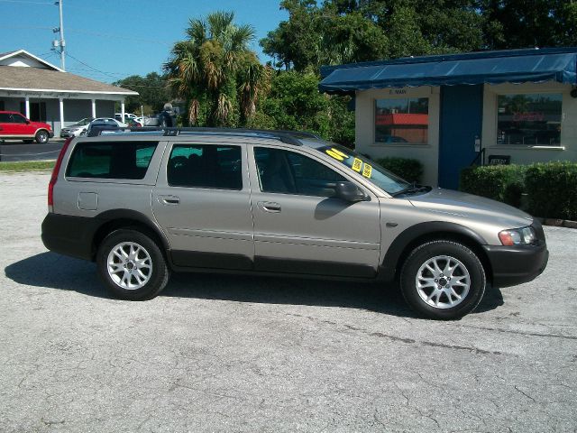 Volvo XC70 2004 photo 3