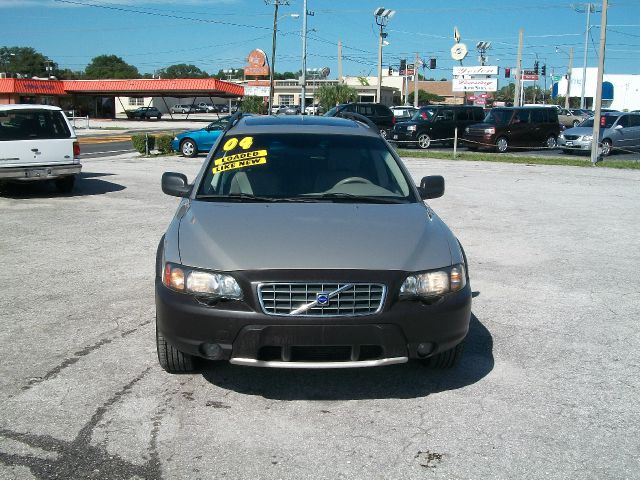 Volvo XC70 2004 photo 4