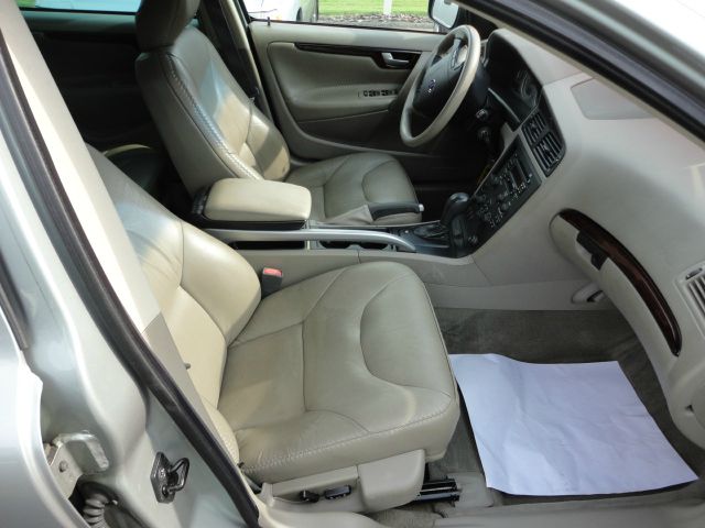 Volvo XC70 2004 photo 4