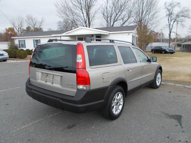 Volvo XC70 2004 photo 3