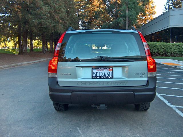 Volvo XC70 SLT Denali AWD SUV