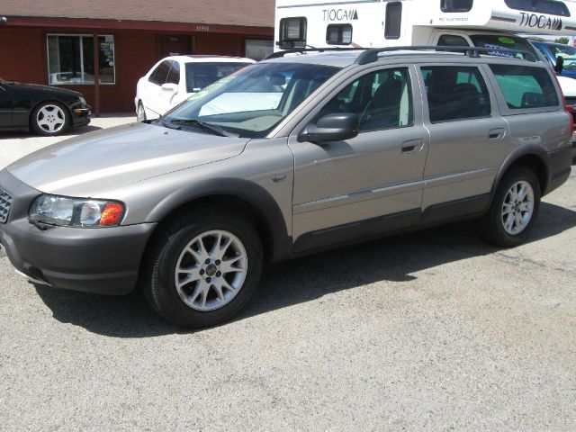 Volvo XC70 2004 photo 4