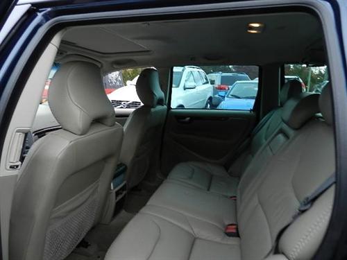 Volvo XC70 2004 photo 2