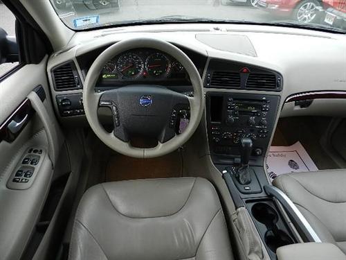 Volvo XC70 2004 photo 3