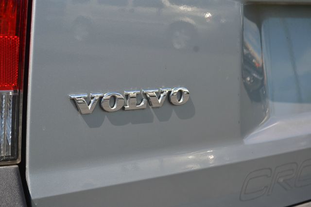Volvo XC70 2004 photo 4