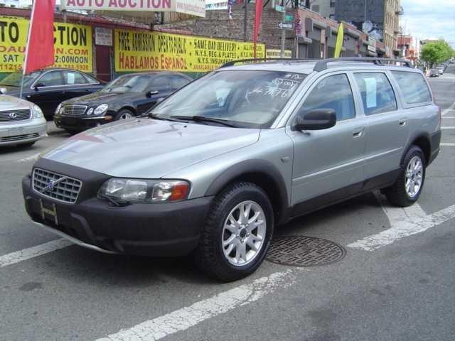 Volvo XC70 2004 photo 1